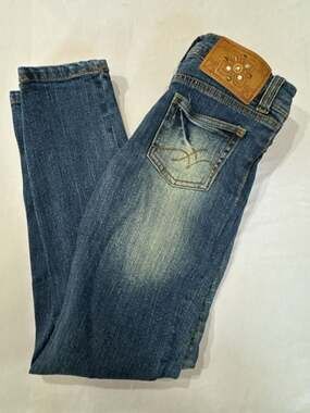 L374 mary-kateandashley Girls Size 10 Embellished Distressed Skinny Jeans
